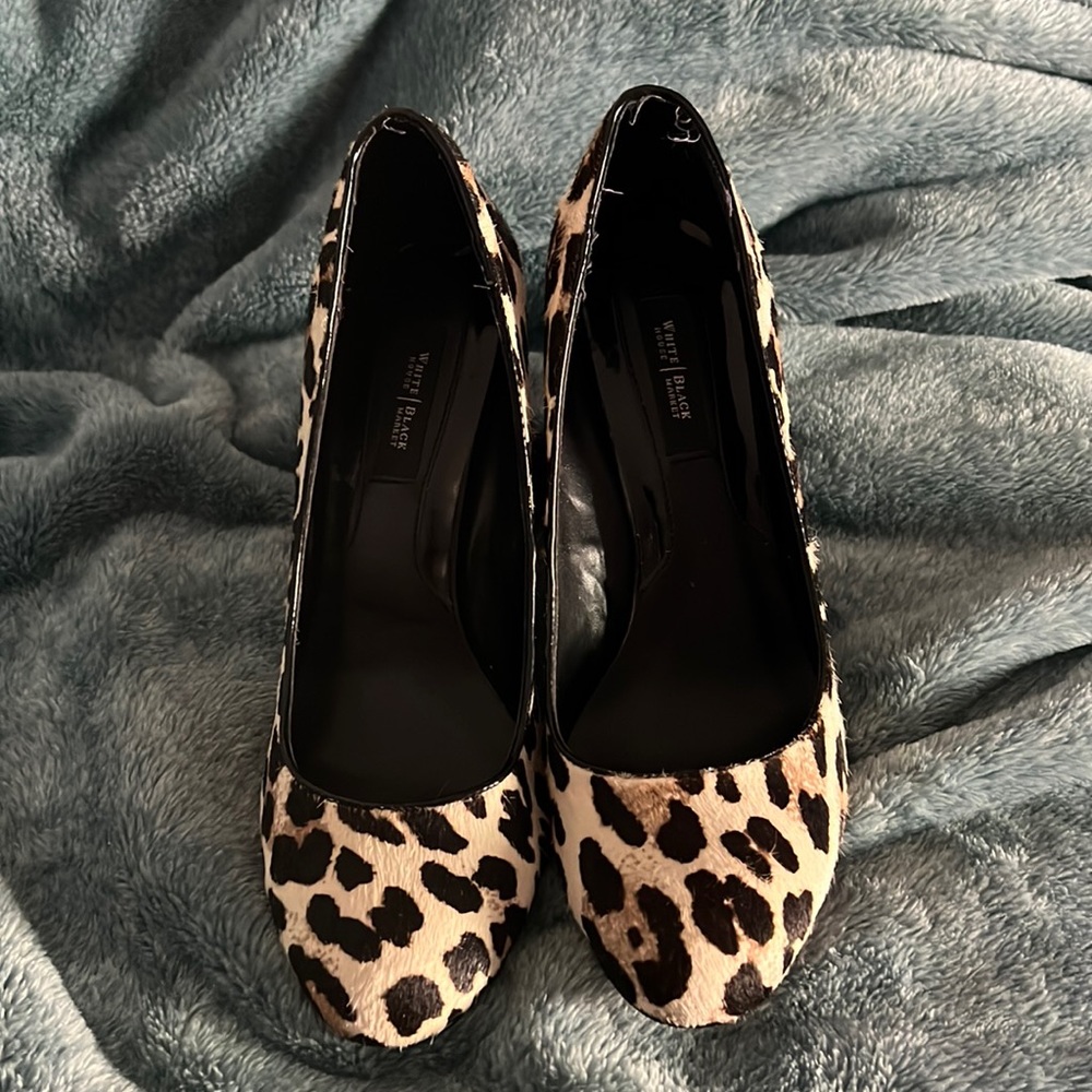 Leopard print wedges